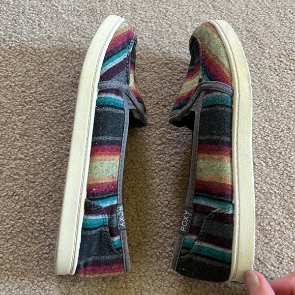 Roxy Cozy lined slip on shoes - Picture 2 of 8